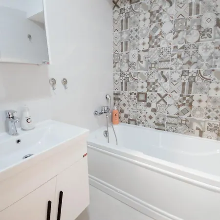 Ghencea 158 Floor 7 Bukareszt