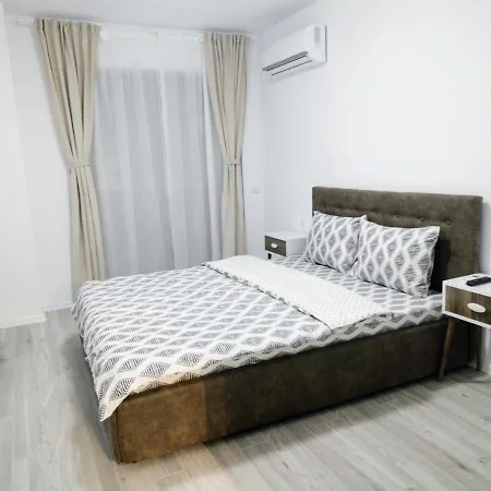 Ghencea 158 Floor 7 Апартаменти *