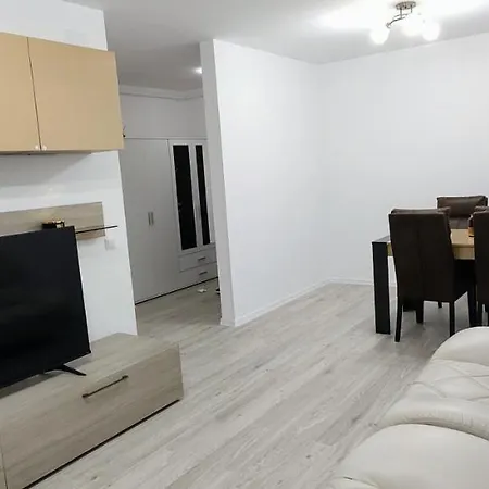 Ghencea 158 Floor 7 Апартаменти *